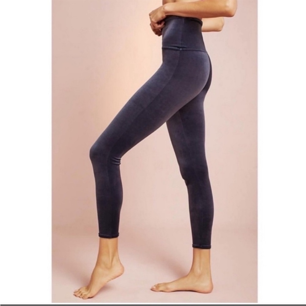 NWT Spanx Velvet Leggings